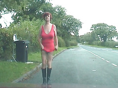 It's grey and windy weather but Zoe goes out at Xmas to give you a flaunt. Contact Zoe (see ...